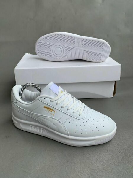Puma blanche cuir homme-femme 40-45