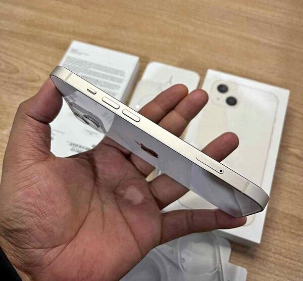 iPhone 13 blanc 128 gigas