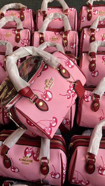 Sac à main féminin rose chic