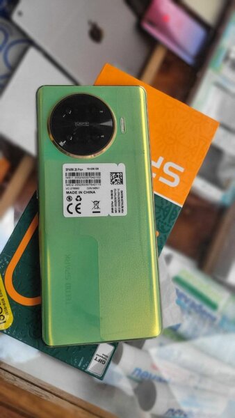 Tecno Spark 20 Pro+ 256 Go