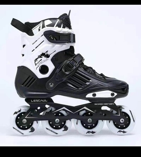 Patins à roulettes Lescaul blanc noir