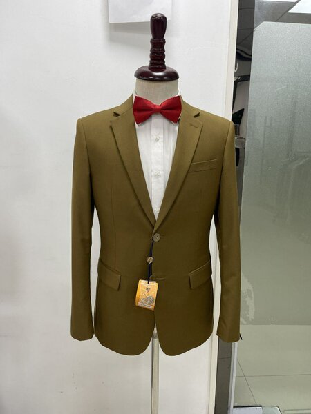 Costume Golden Homme élégant