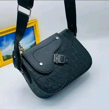 Sac à bandoulière Louis Vuitton noir