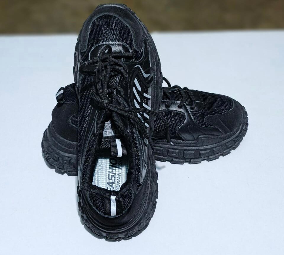 Chaussures de Course Noires Homme