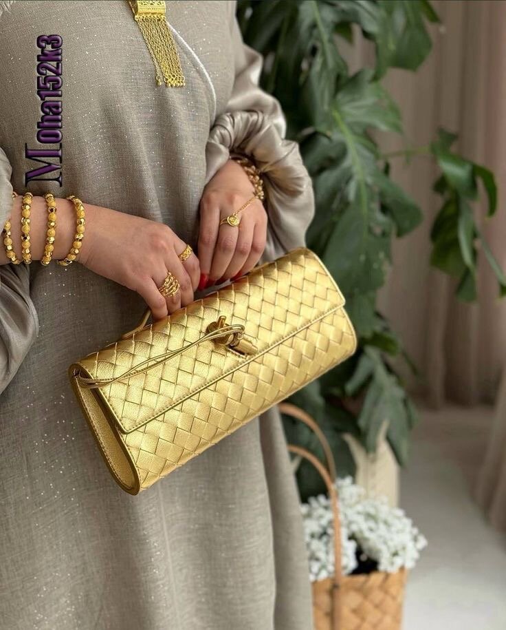 Pochette Bottega Veneta élégante en cuir