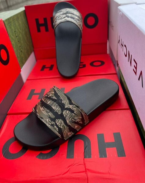 Tongs en cuir élégantes