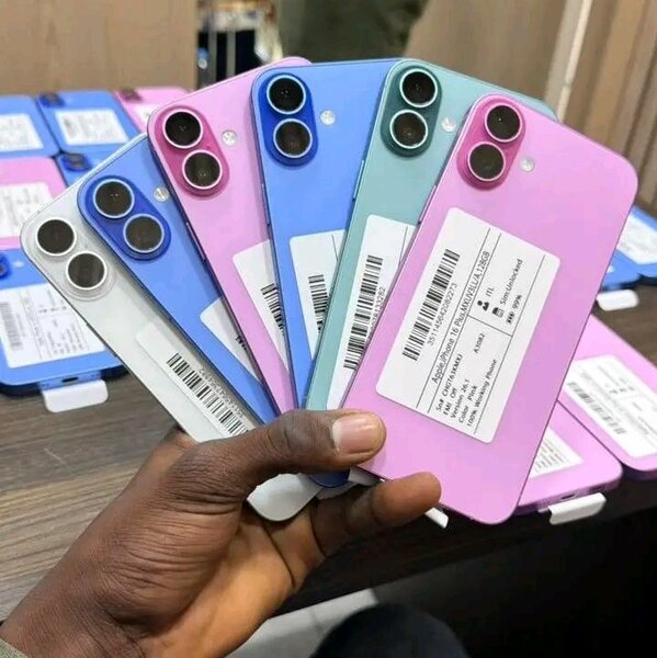 Smartphone coloré double caméra