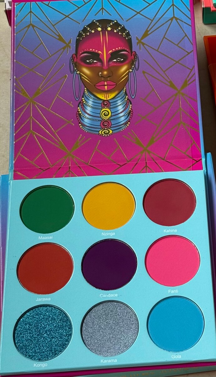 Palette de fards à paupières vives