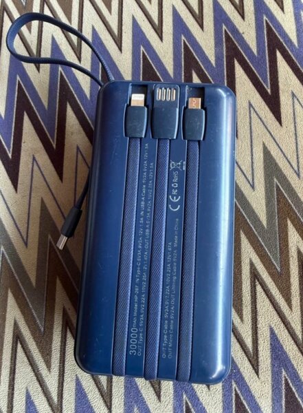 Batterie externe 30000mAh HEPU