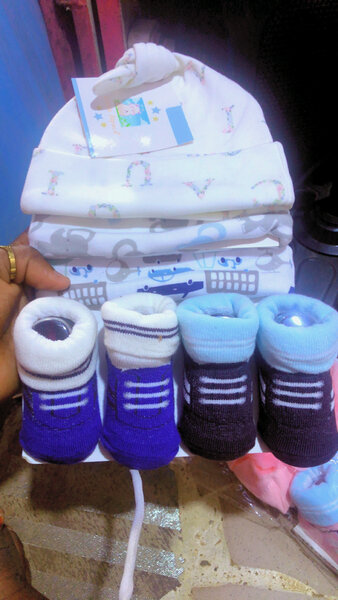 Chaussons Bébé avec Bonnets