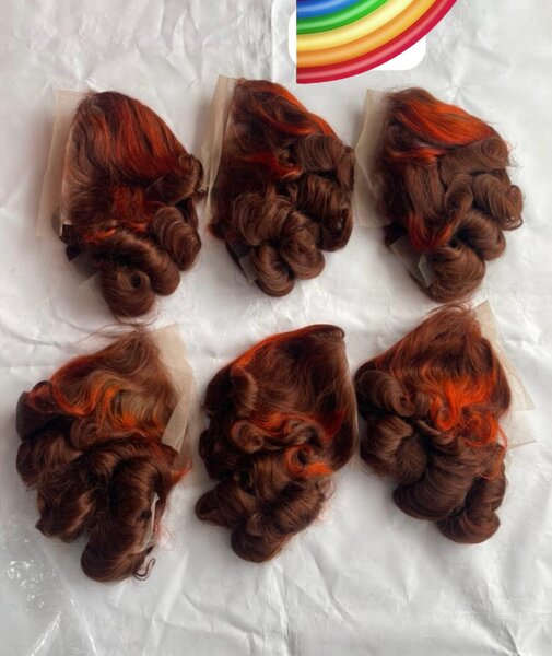 Perruque Bouclée Châtain