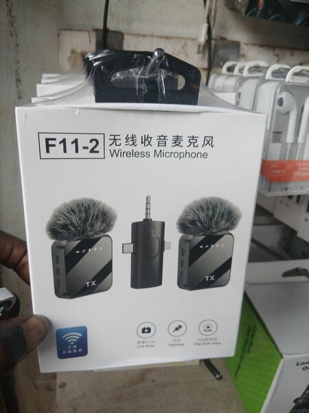 Microphone sans fil F11-2
