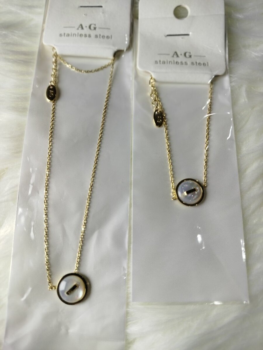 Collier minimaliste en acier