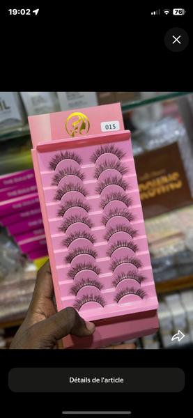 Faux cils volumineux 3D