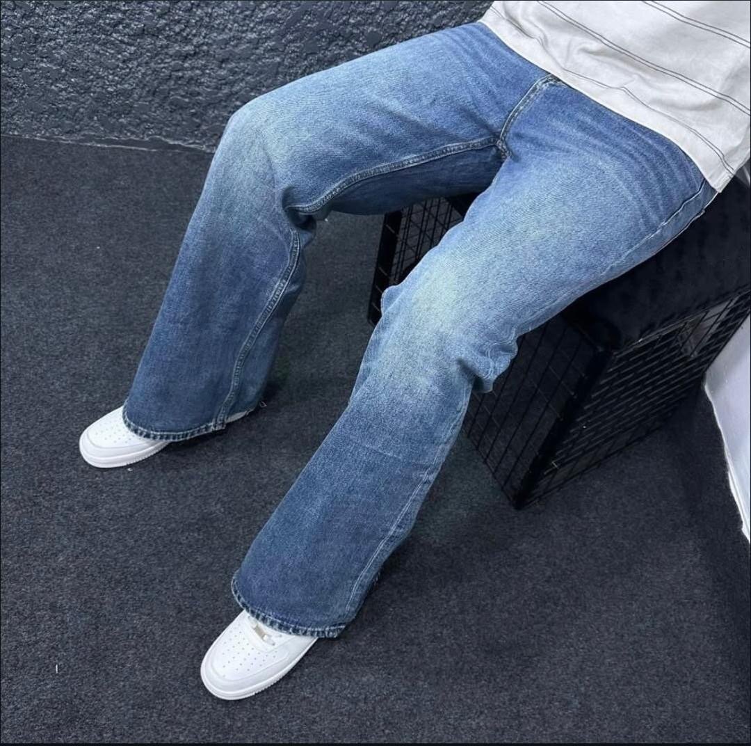 Jeans homme droit et élégant