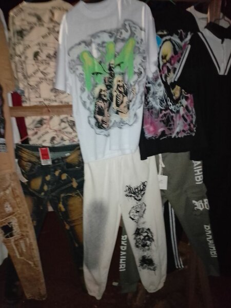 T-shirt graphique urbain