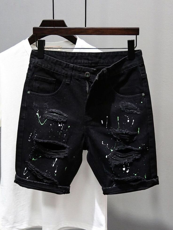 Shorts en jean déchirés tendance
