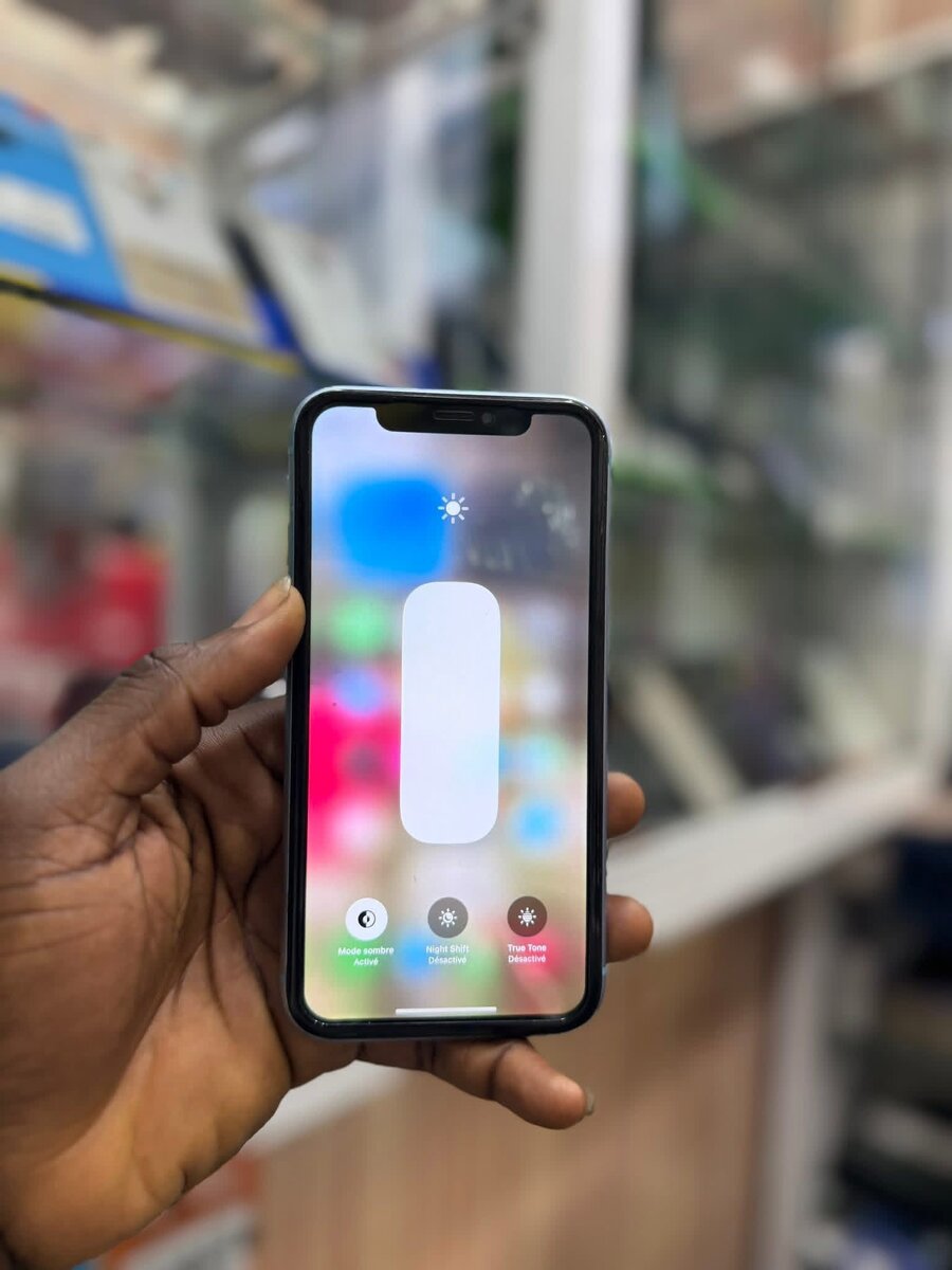 iPhone XR bleu reconditionné