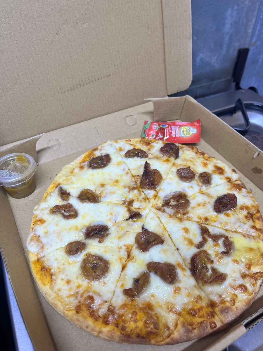 Pizza savoureuse Alloco moyen