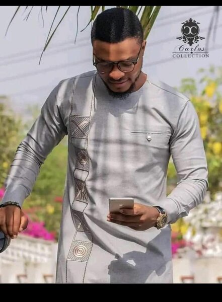 Chemises Africaines Élégantes