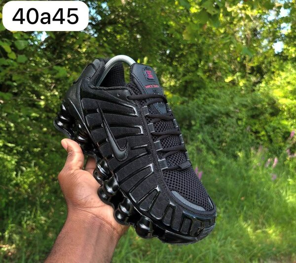 Chaussures Nike Air Max noires