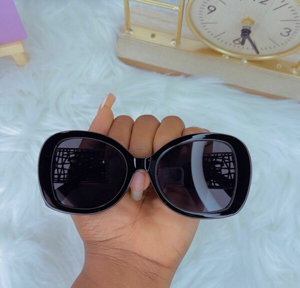 Lunettes de Soleil Élégantes