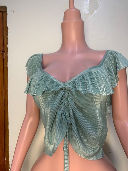 Top en satin plissé femme