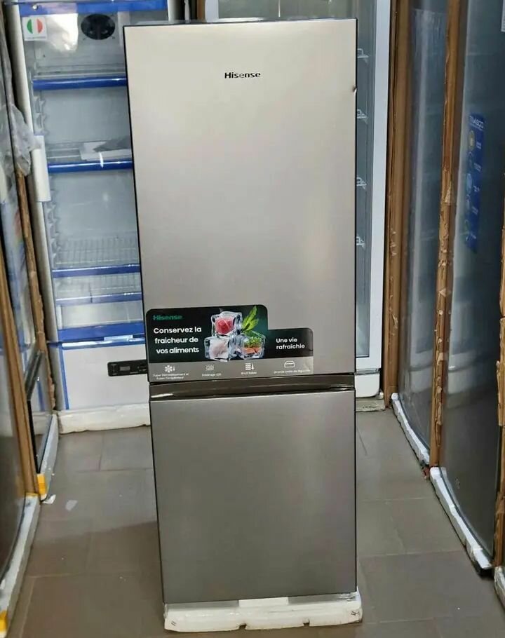 Réfrigérateur Combiné Hisense