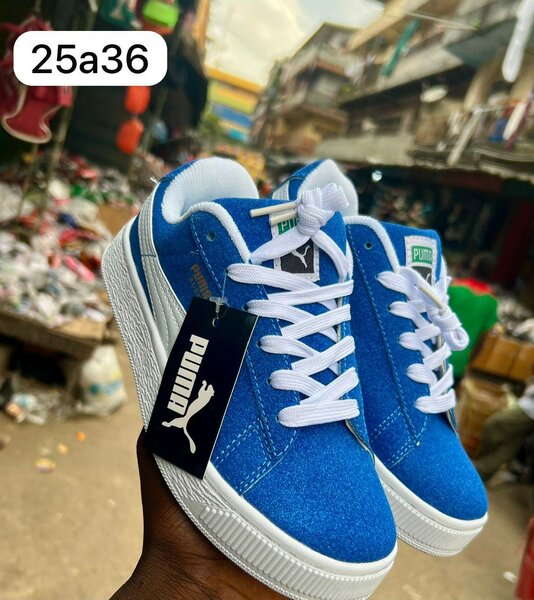 Chaussures Puma Bleu