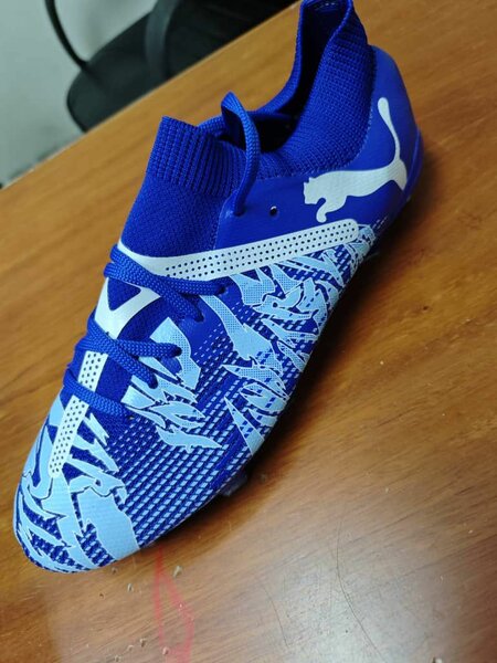 Chaussures de foot légères