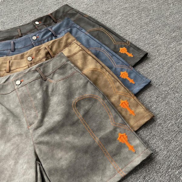 Shorts en cuir pour hommes