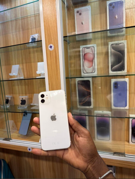 iPhone 13 Apple blanc reconditionné