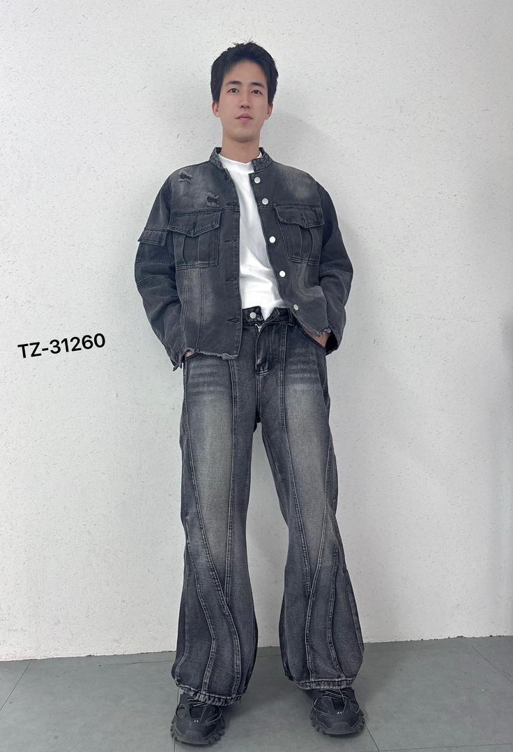 Costume en denim moderne