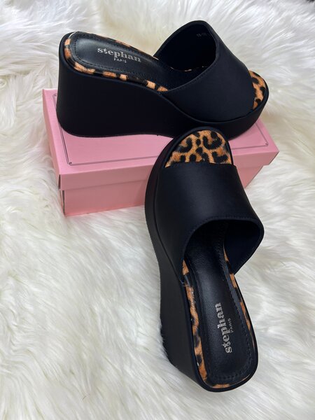 Chaussures compensées