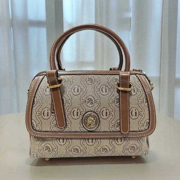 Sac à main élégant en cuir