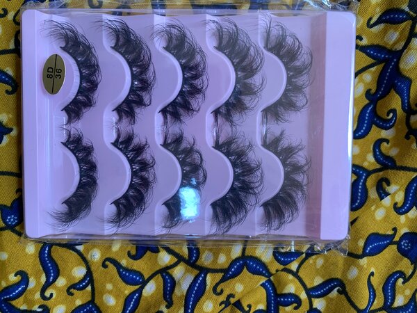 Cils Postiches Faux Volume Intense