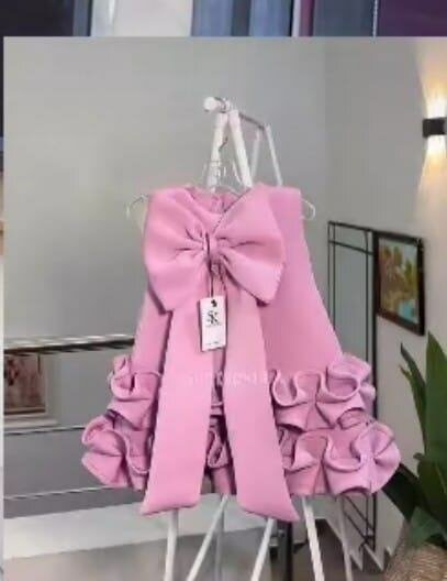 Robe fille avec gros noeud