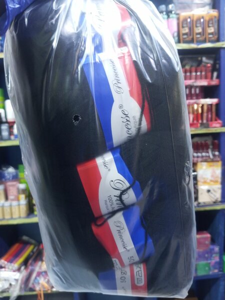 Fil acrylique noir princesse