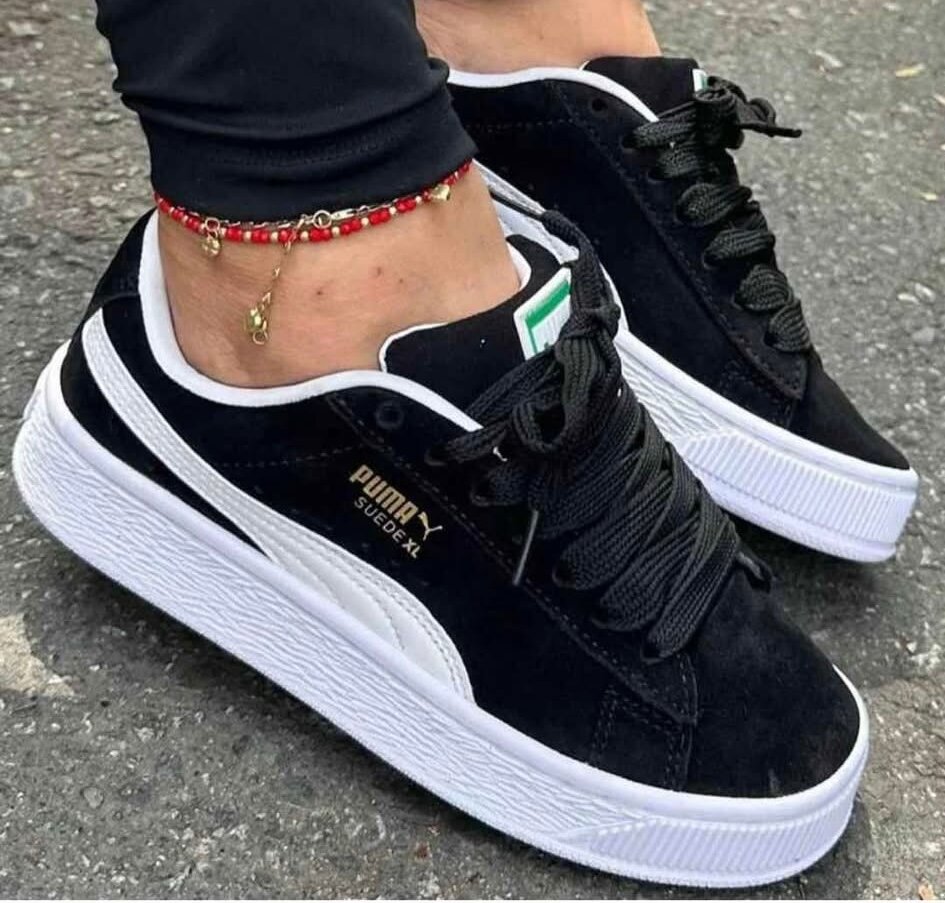 Chaussures de sport Puma et Adidas