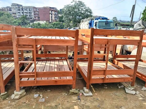 Lit superposé en bois massif