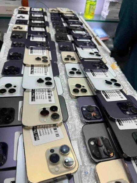 Téléphones mobiles iPhone reconditionnés