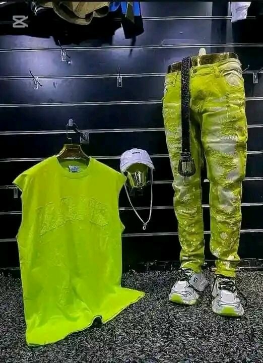 Jeans déchirés homme