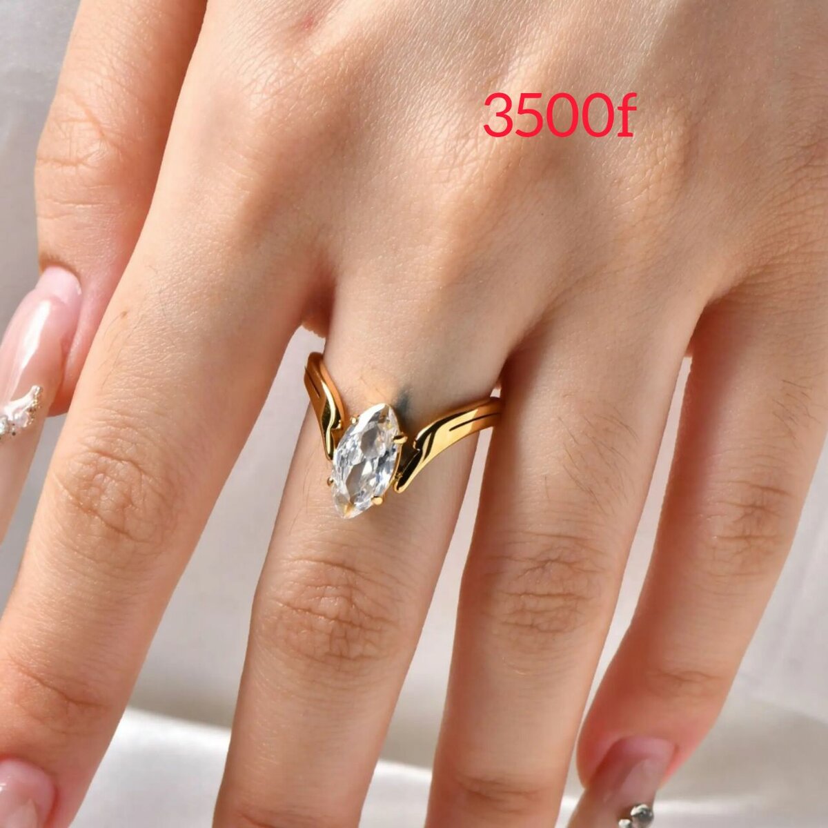 Bague élégante en or et argent