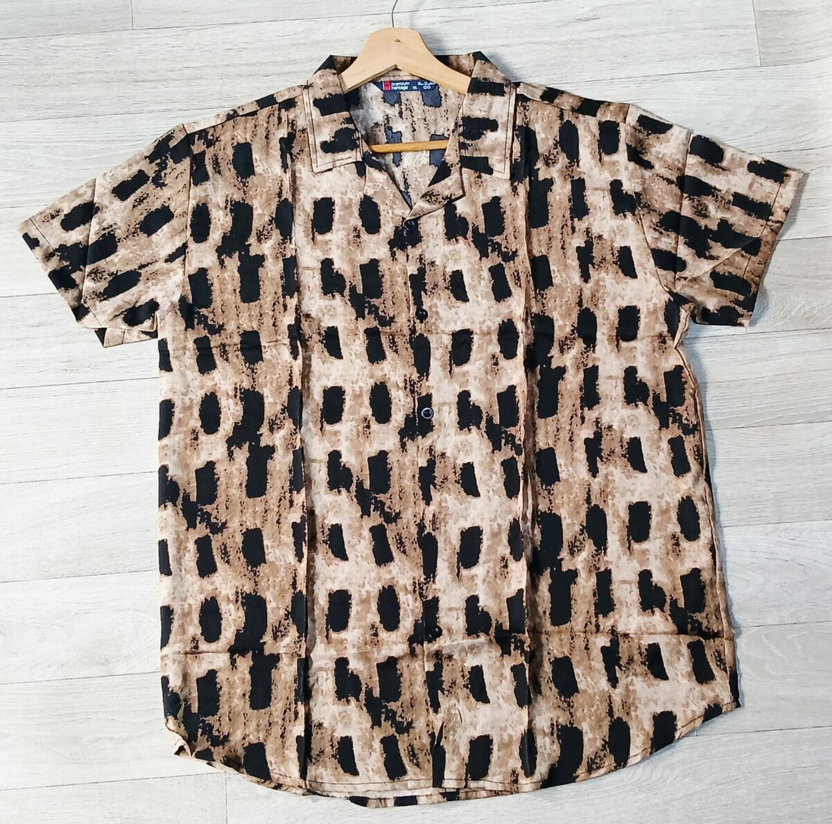 Chemise à motifs décontractée