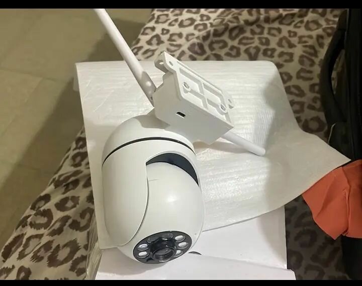 Caméra de surveillance Wi-Fi intelligente