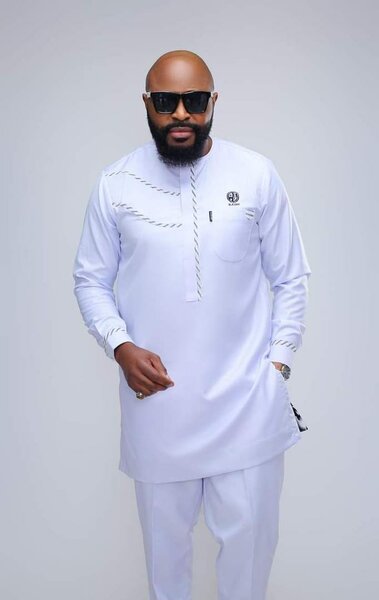 Tunique africaine homme élégante