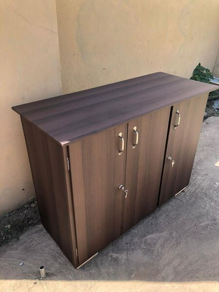 Buffet en bois 3 portes marron