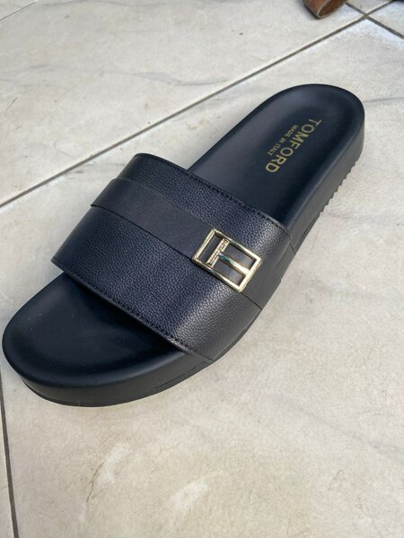 Sandales confort noires élégantes