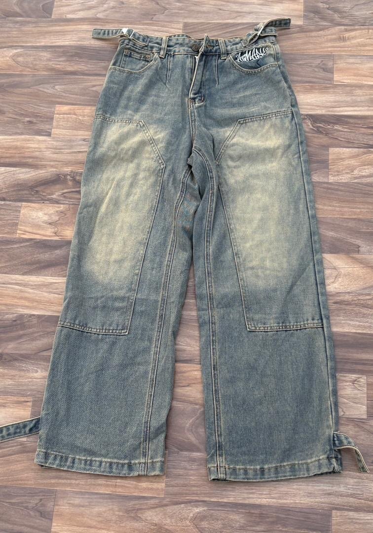 Pantalon en denim brodé