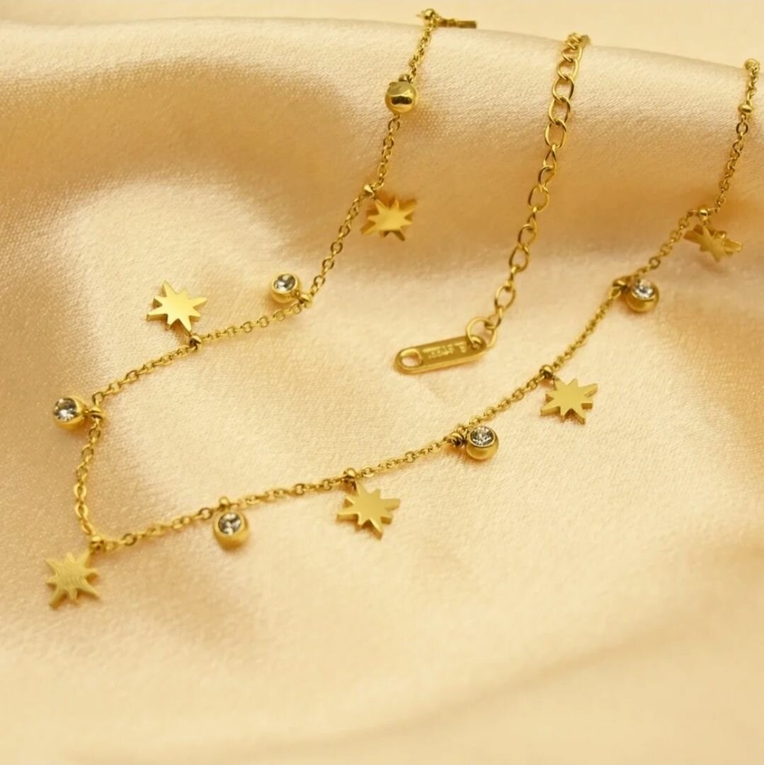 Gold Star Charm Necklace